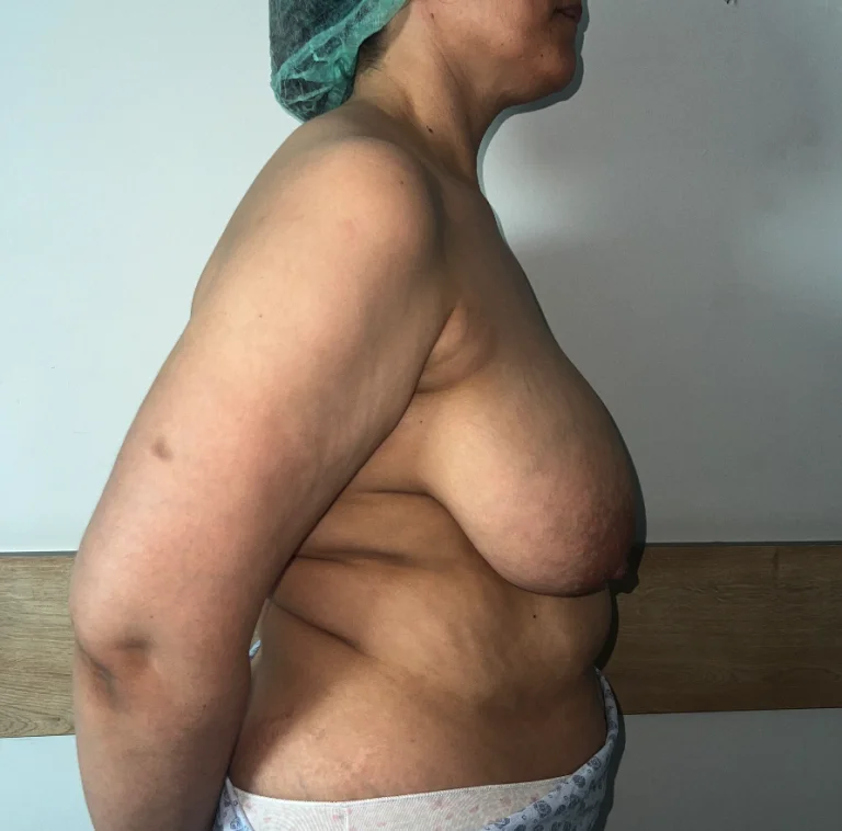 A detailed description of the image content and its context.